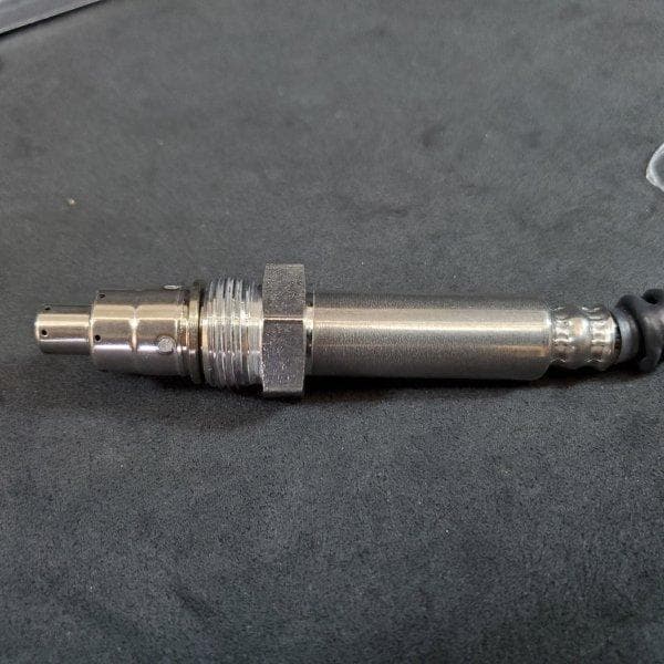 三菱 ふそう キャンター NOX センサー MK667820 ME229792