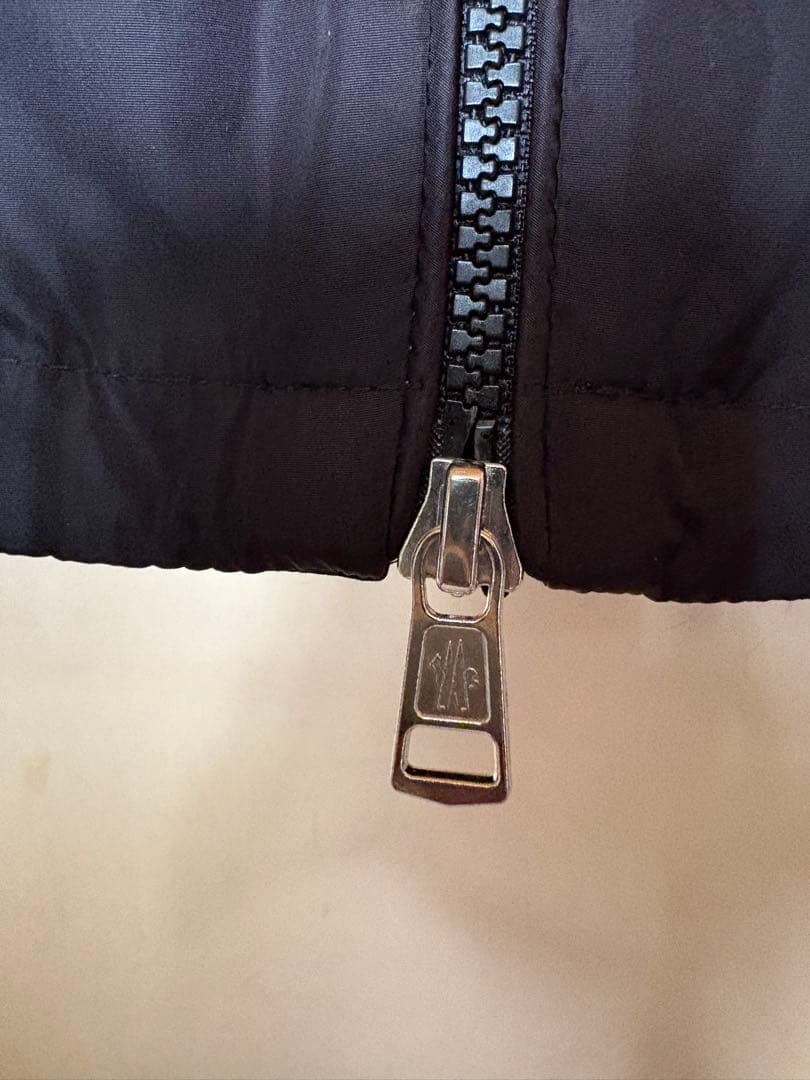 未使用級！モンクレール GRIMPEURSフーデットジャケット