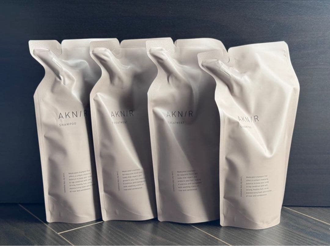 [未使用品] AKNIR アクニー　薬用ヘアシャンプー②