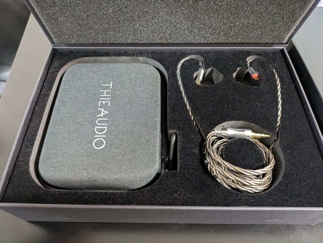 【美品】THIEAUDIO Hype 4 ブラック リケーブル可能イヤホン