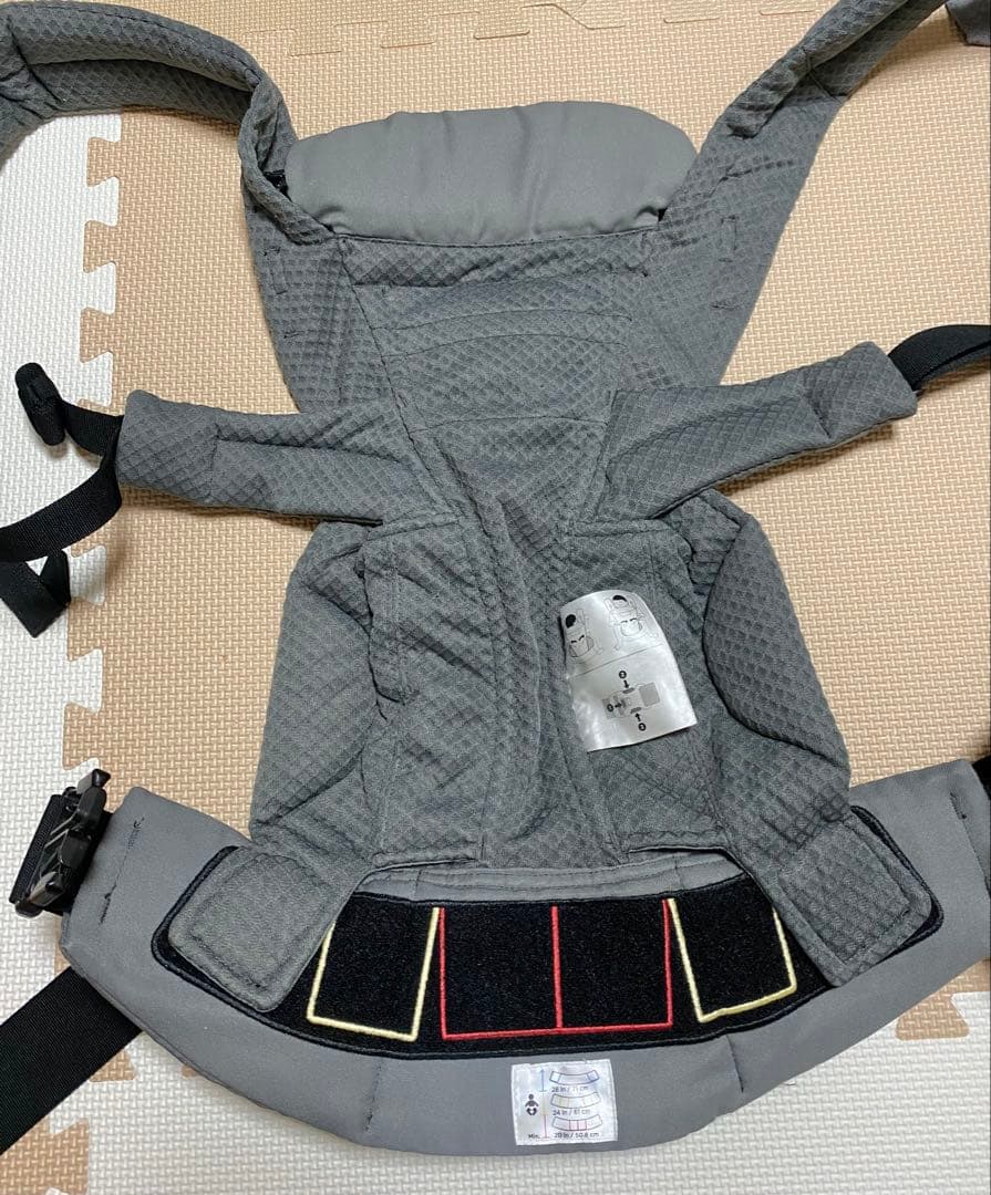 抱っこ紐　エルゴベビー オムニ ブリーズ　ポーチ付き