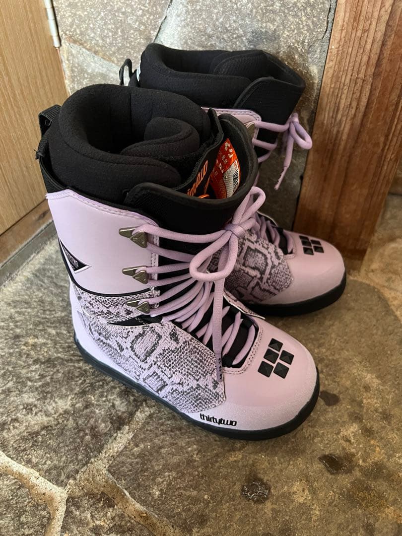 スノーボード thirtytwo LASHED VIZZ 24.0