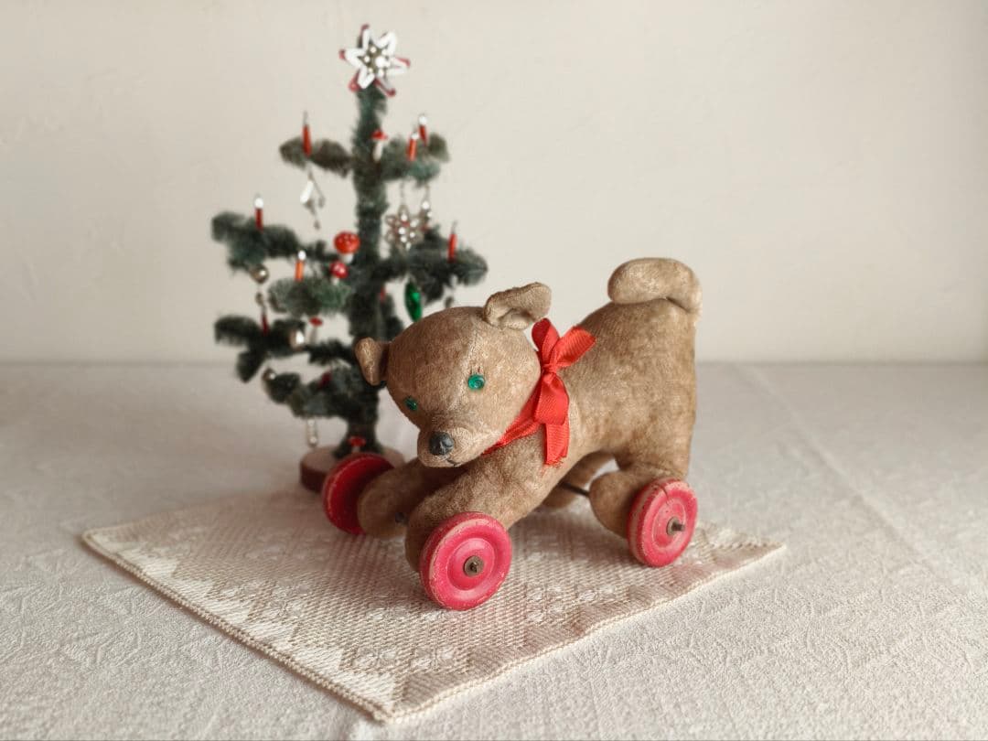 * antique toy ❀* 古い古い 玩具の ワンちゃん