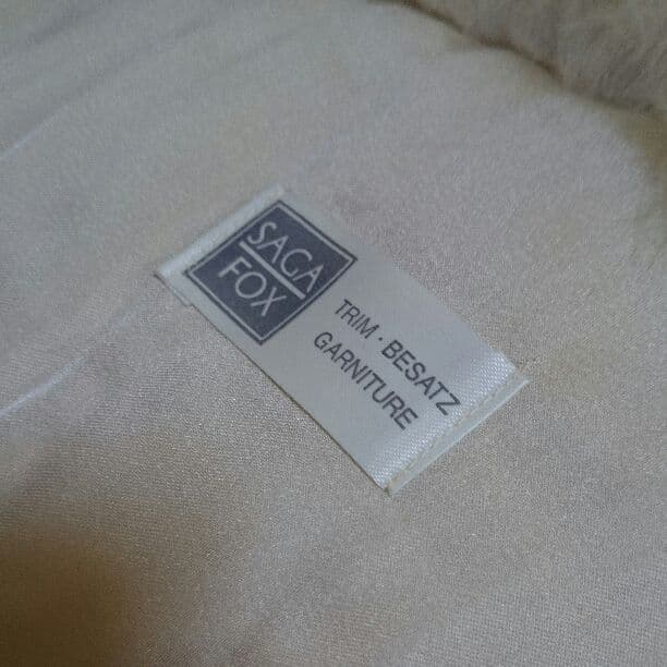 フォックスの襟巻き(成人式で一度使用しました)