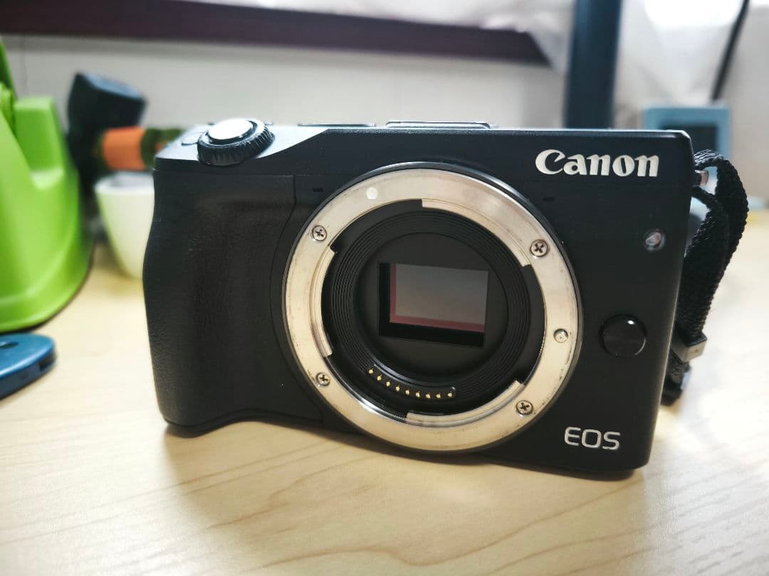 Canon EOS M3 レンズキット 15-45mm ブラック