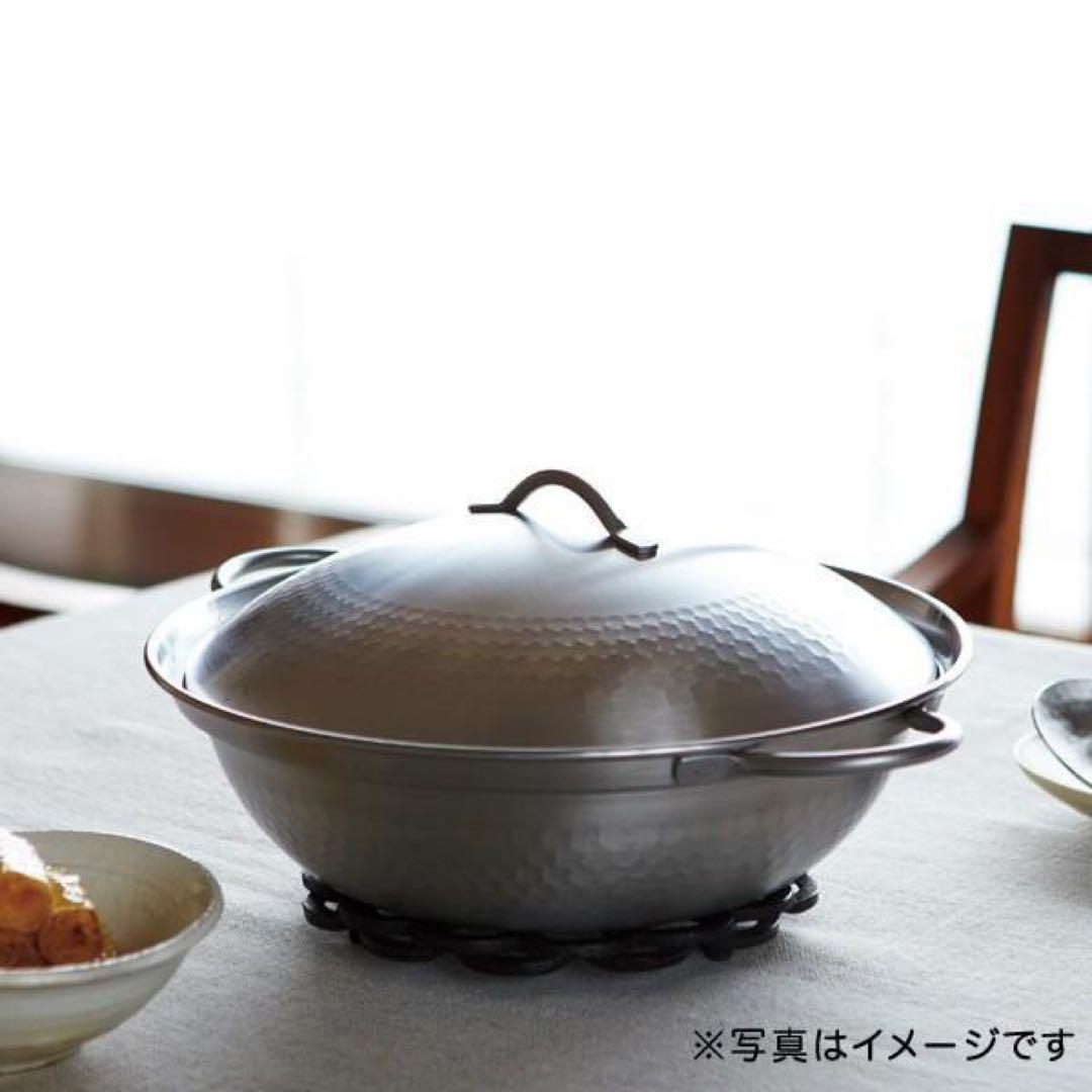 日本製　ステンレス　卓上鍋　24cm お玉　目皿付き 新潟県燕市