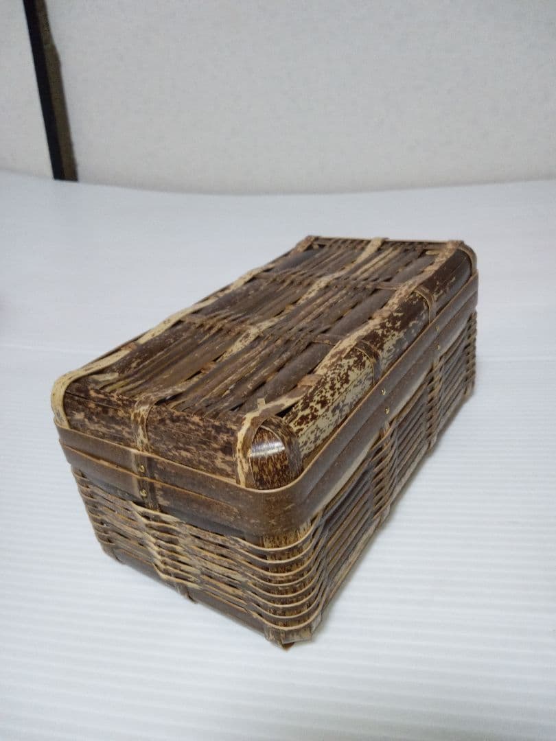 竹製蓋付きバスケット 　小物入れ　お弁当箱にも♪