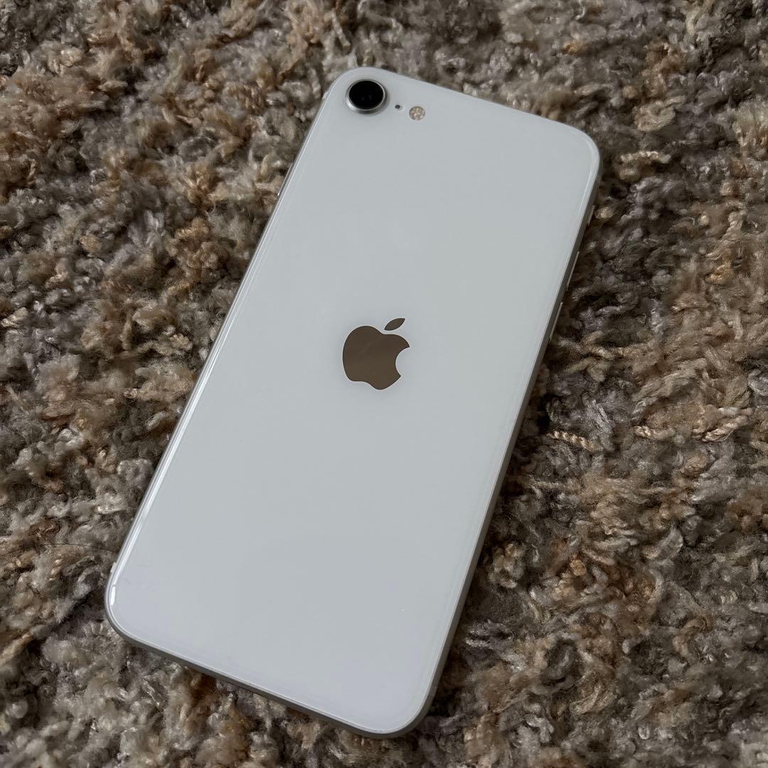 iPhone SE（第2世代）　256G バッテリー77%