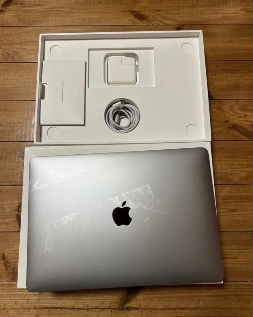 アップル2020 MacBook Air MWTJ2J/A