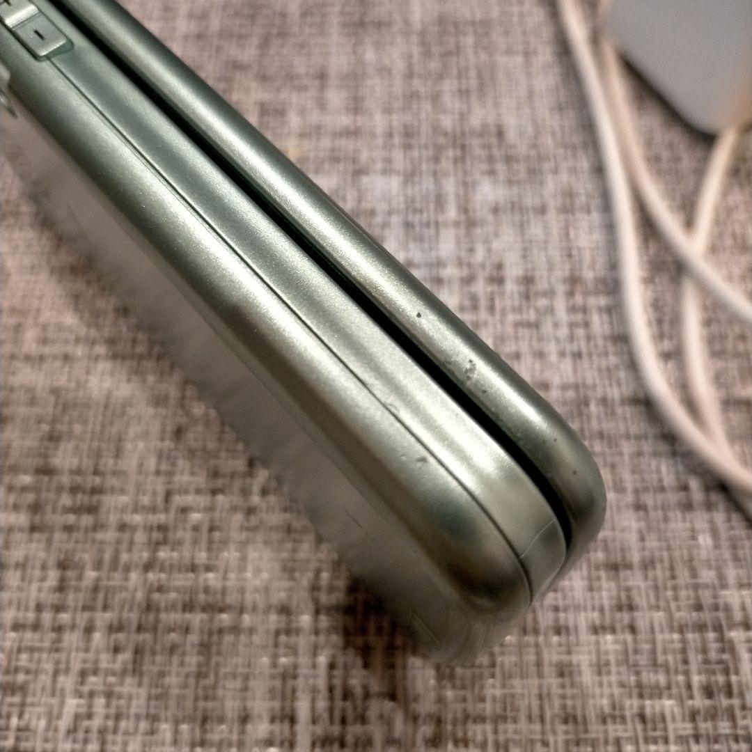 美品 らくらくフォン F-02J ドコモ純正充電器つき