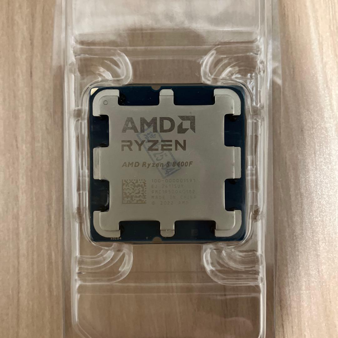 中古 AMD Ryzen 5 8400F CPU