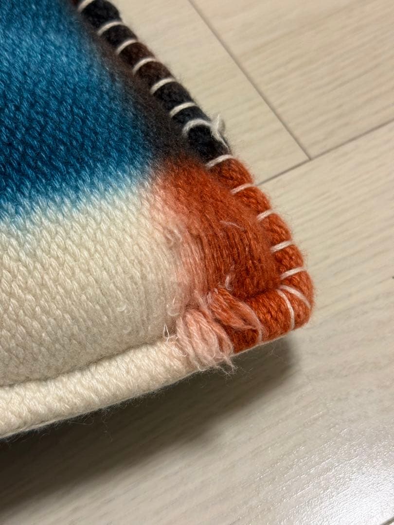 エルメス　カシミヤ　クッション　大特価