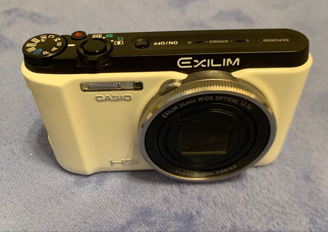 デジタルカメラ CASIO EXILIM HS EX-FC300S