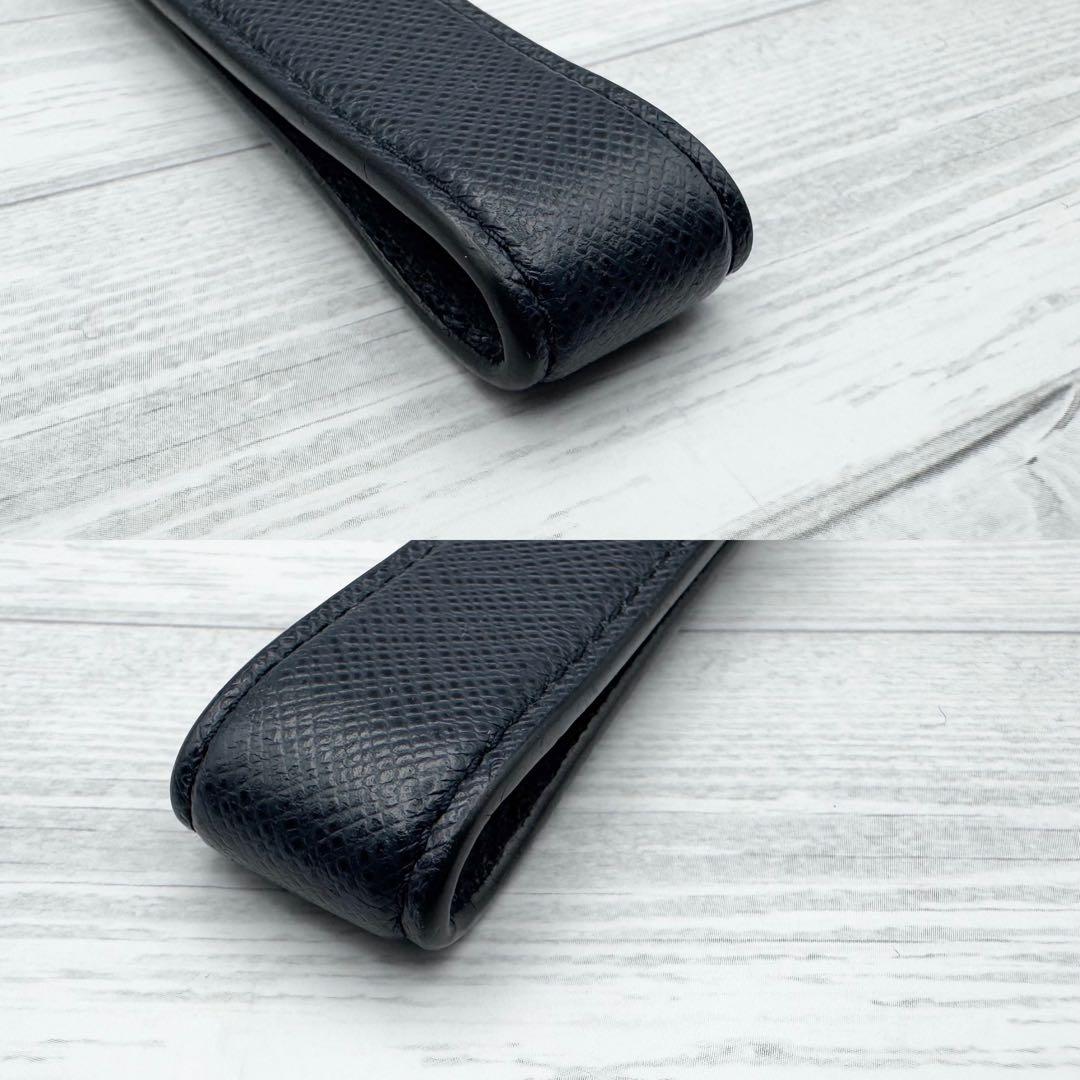 【美品】PRADA　サフィアーノレザー　キーホルダー　　レザー ネイビー