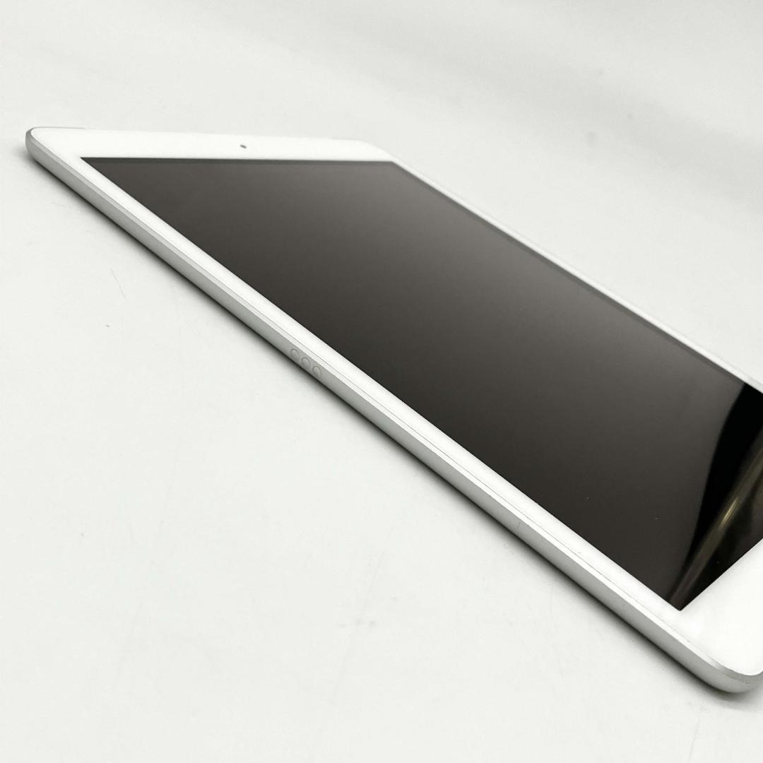 0105-01【新品同様】【使用期間2週間程度】iPad第7世代