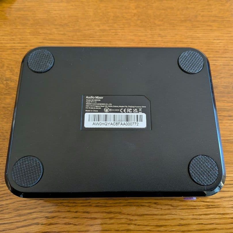 AT2040コンデンサーマイクとNearStreamオーディオインターフェース