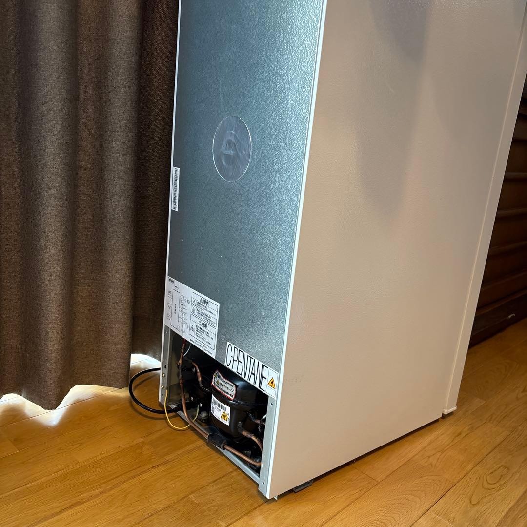 幅スリム冷凍庫 KUSN-8A 自動霜取り 右開き 80L アイリスオーヤマ