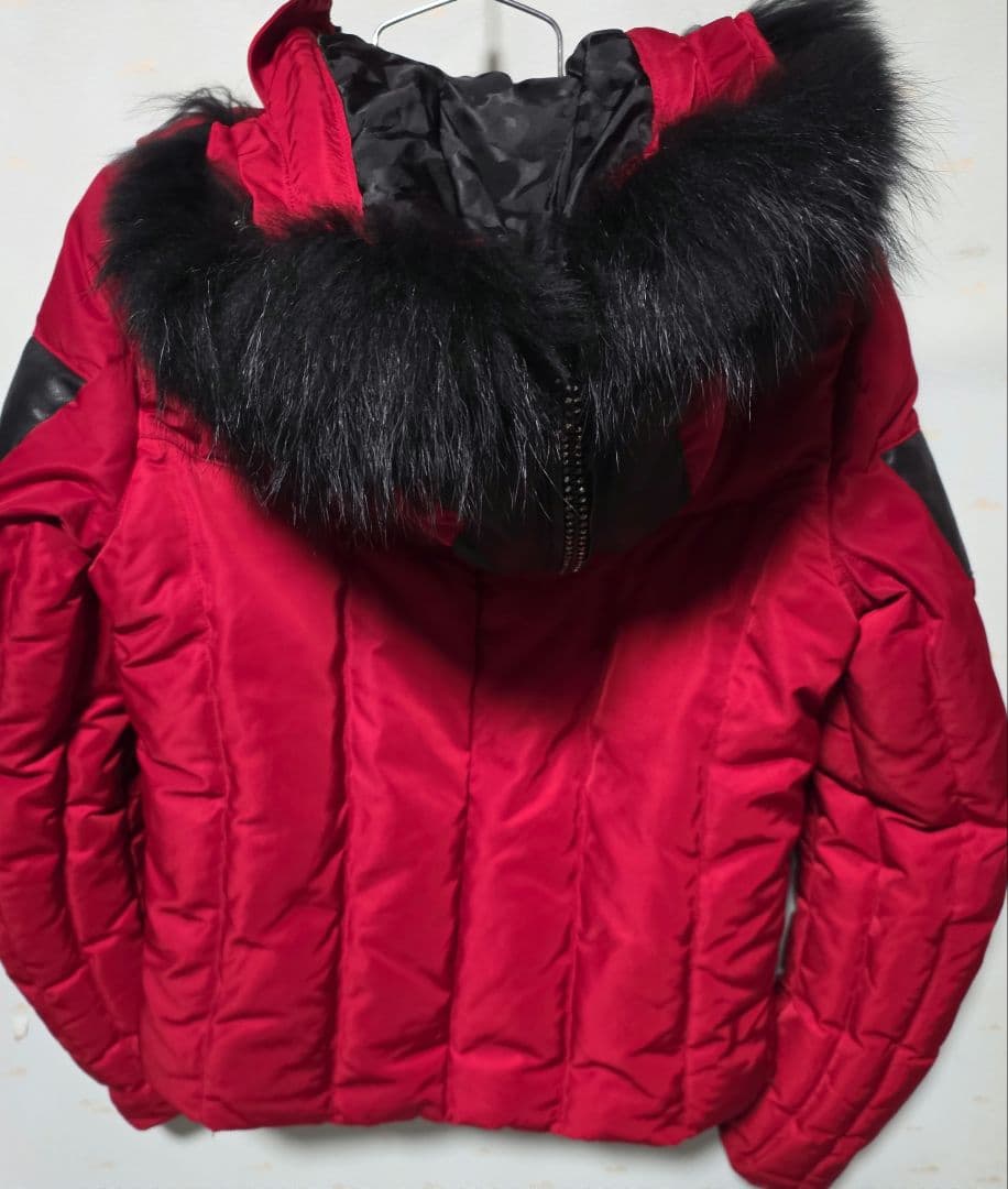 フランシストモークス　豪華スワロフスキー　レッドダウンジャケット　2 M