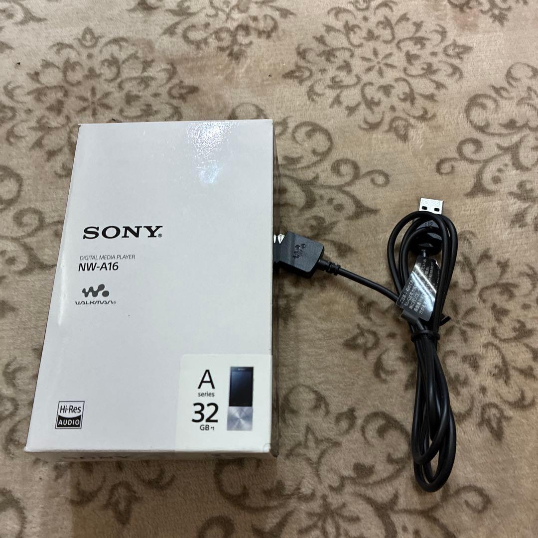 極美品！ソニー　ウォークマン　NW-A16 32GB シルバー