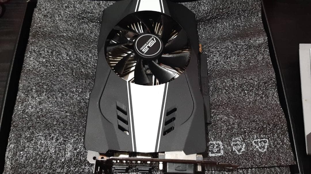 グラフィックボード・グラボ・ビデオカード ASUS GTX1060 6GB PH-1060-6GB