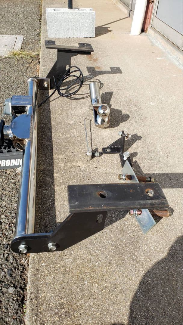 ヒッチメンバー　トレーラー