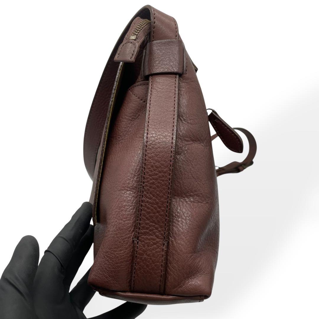 極美品　Dakota ダコタ　ショルダーバッグ　リバティ　ユニセックス　ブラウン