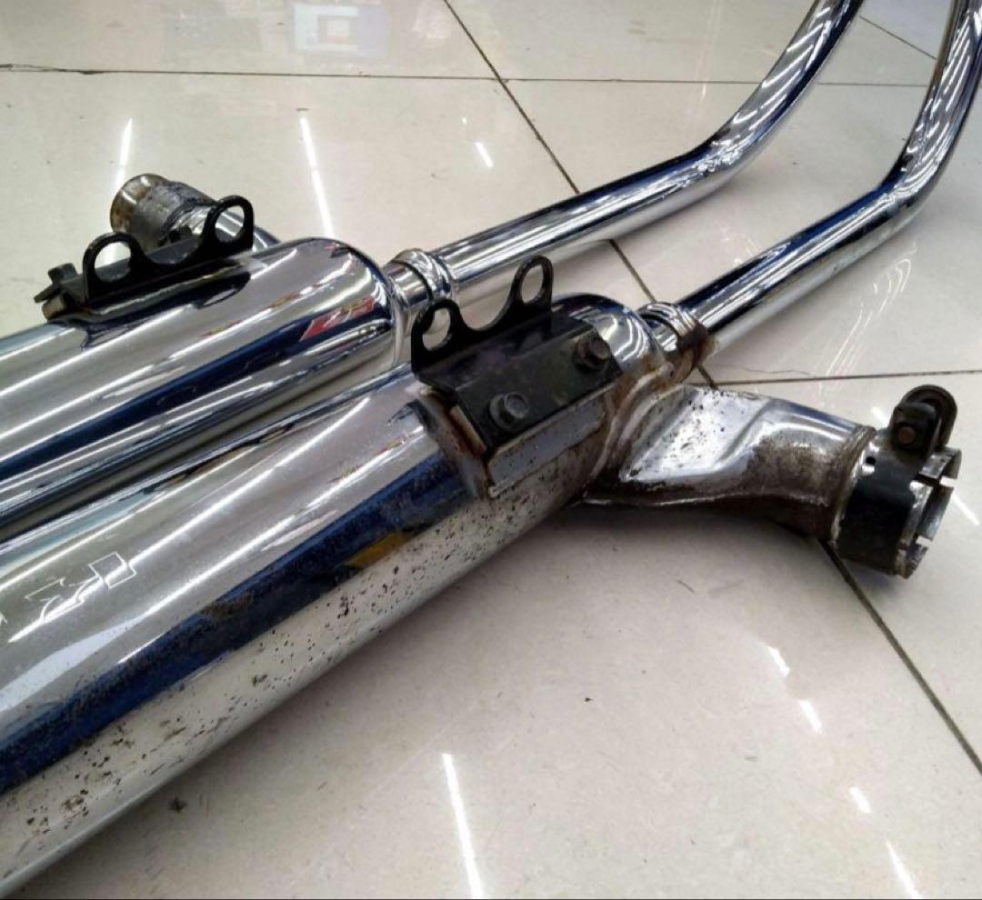 W400 純正マフラー