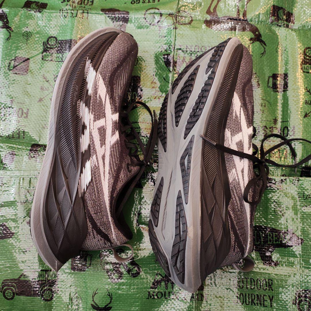 スーパーブラスト2　美品　26.0cm アシックス　厚底