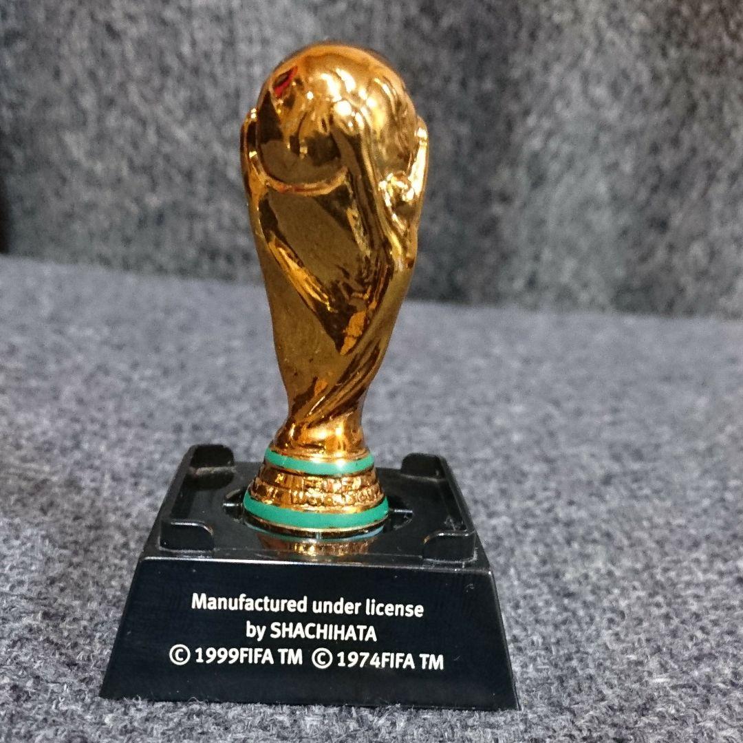 FIFA WORLD CUP 2002 トロフィー 記念グッズ シャチハタ