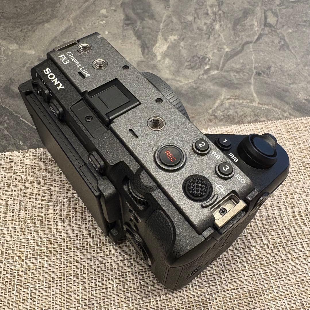 【美品】SONY ILME-FX3 ILME-FX3 一眼レフ　カメラ