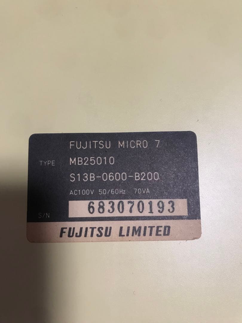 富士通FM7 FUJITSU MICRO 7 MB25010 レトロPC