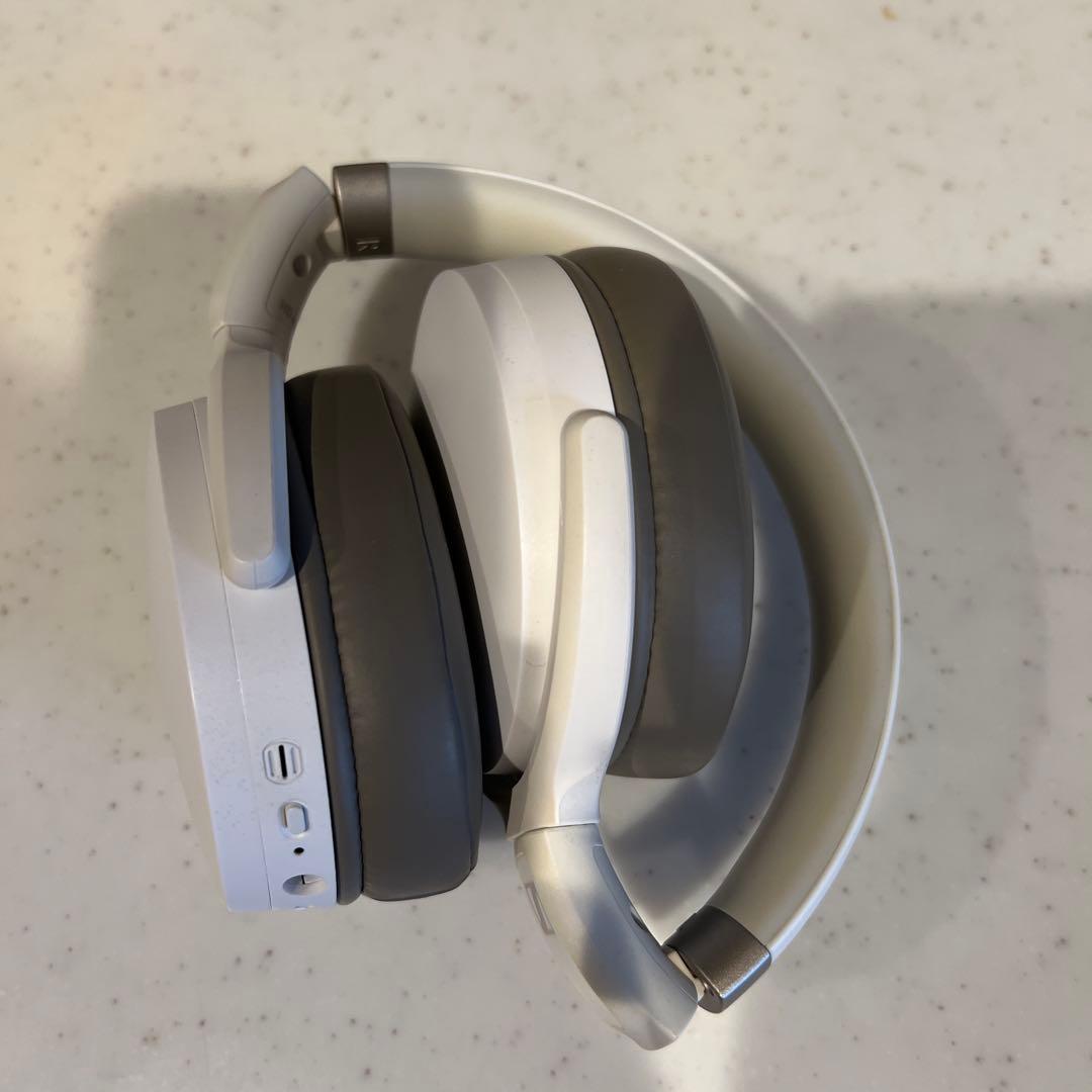 ヘッドホン SENNHEISER HD 450BT WHITE