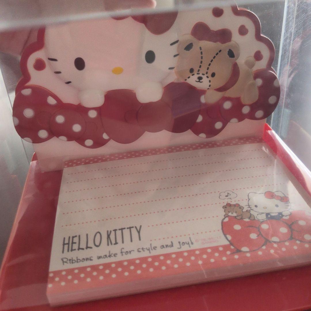 サンリオ　ハローキティ　チェスト