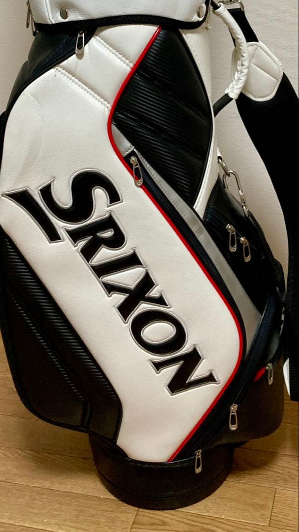 美品！SRIXON キャディバッグ 未使用保管品
