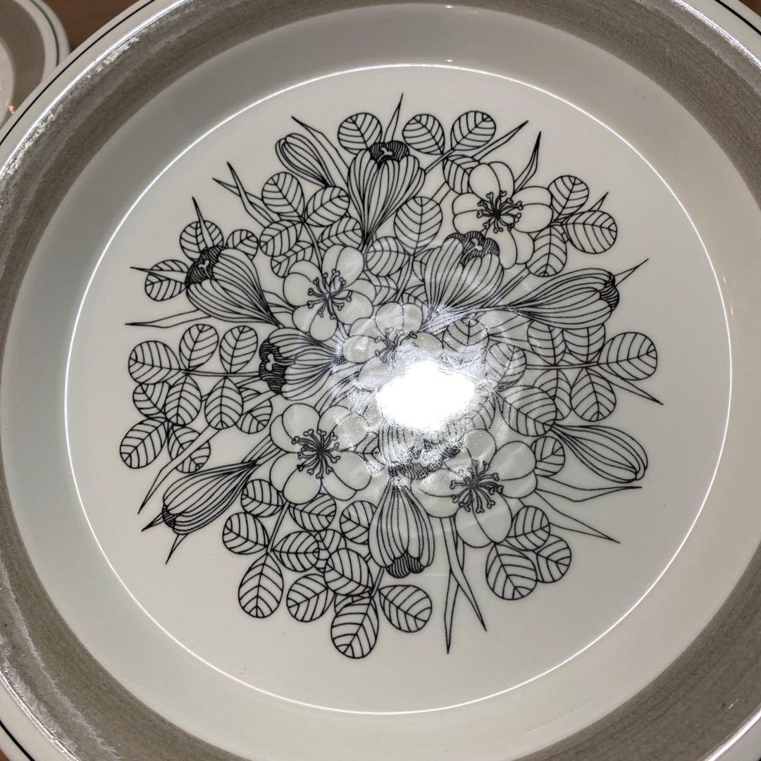 クロッカス　アラビア　グレーリム　プレート　26㎝　中皿　大皿　ブラック　D