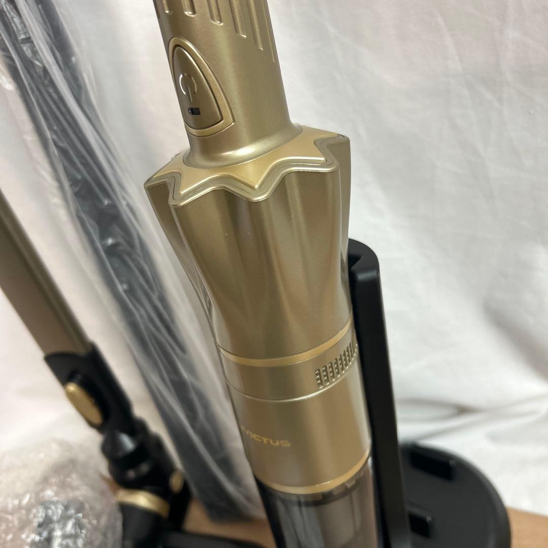 美品！インビクタス ワン コードレスクリーナー