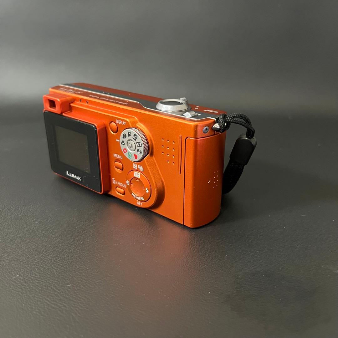 【動作確認済/極美品】Panasonic LUMIX DMC-FX1 オレンジ