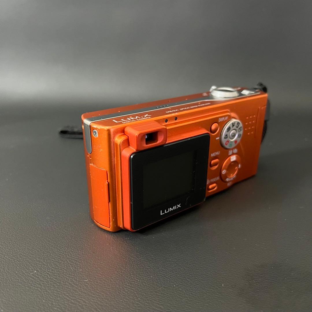 【動作確認済/極美品】Panasonic LUMIX DMC-FX1 オレンジ