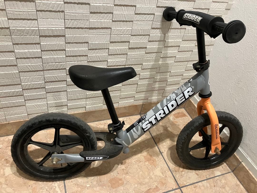 ストライダー12インチ　神山モデル