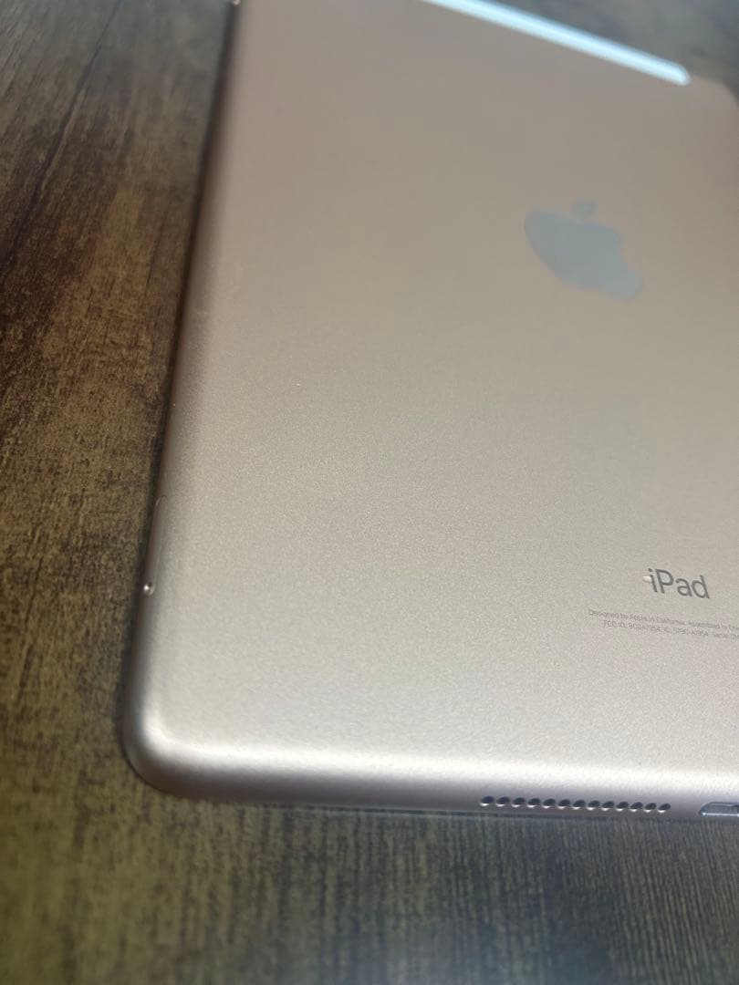 iPad 第６世代 ゴールド 美品