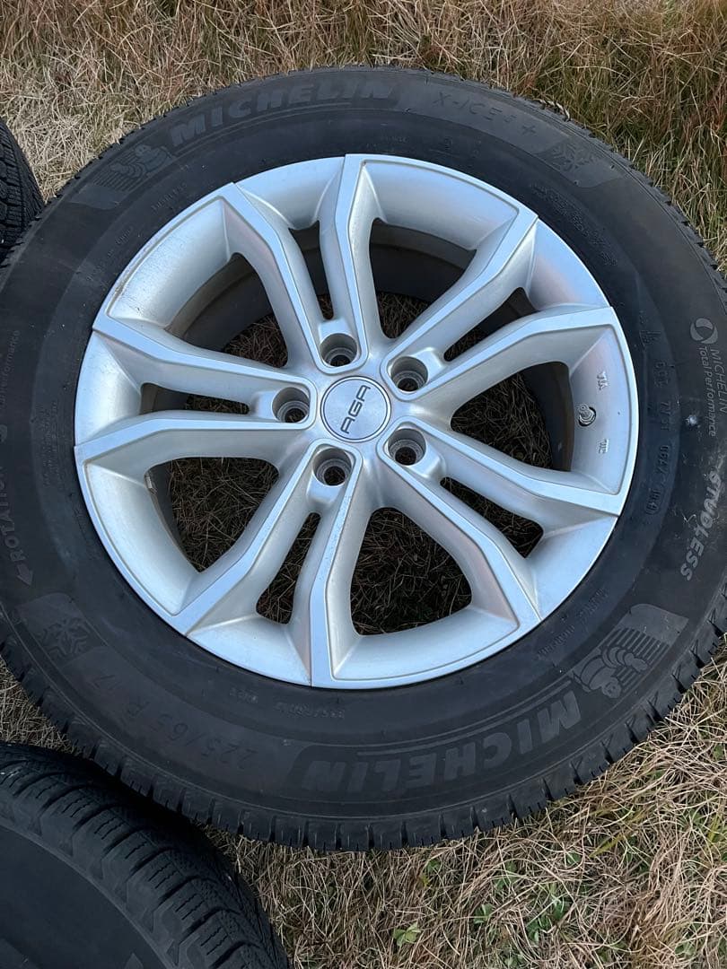 NX等 2019年製 17インチ ミシュラン X-ICE3+ 225/65R17