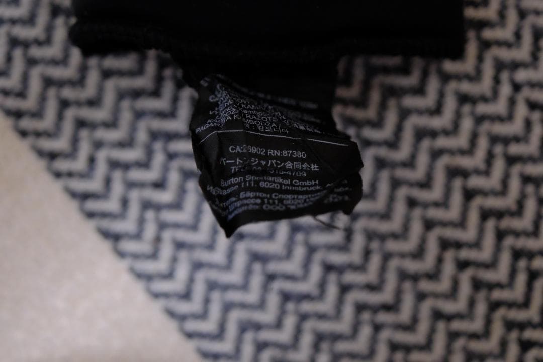 【美品】BURTON　ミトングローブ　グレー　Mサイズ　ゴアテックス素材