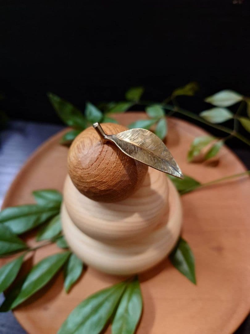 木製鏡餅 小 手彫り橙 木箱入り