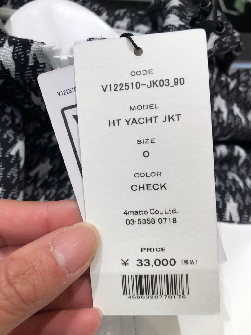 V12 ジップアップパーカー　レディース　Sサイズ