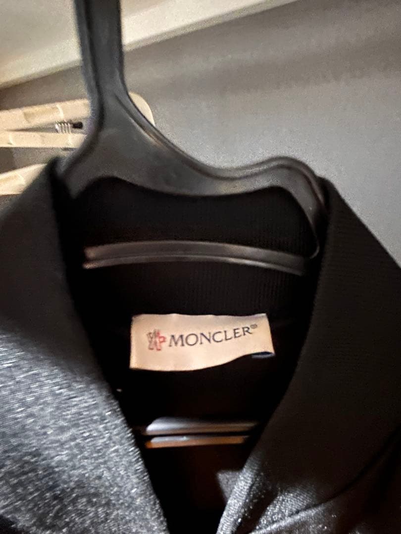 モンクレール　スウェット