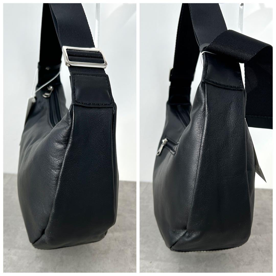 【未使用品✨️】russet ソフトレザー ラウンドショルダーバッグ ブラック