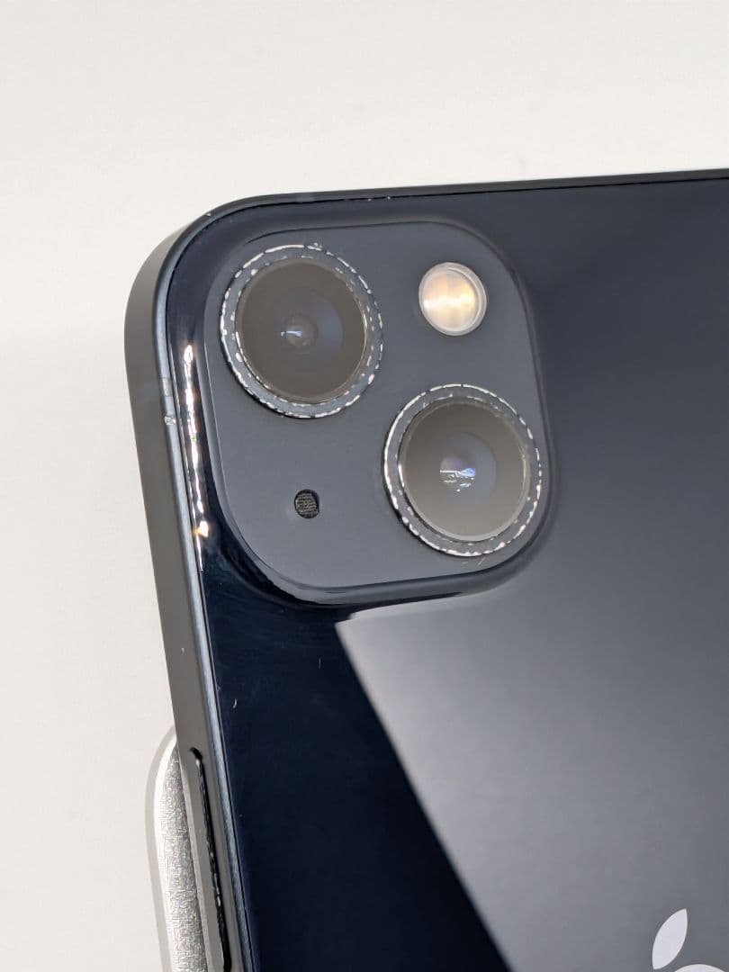 iPhone 13 128GB バッテリー100% SiMフリー