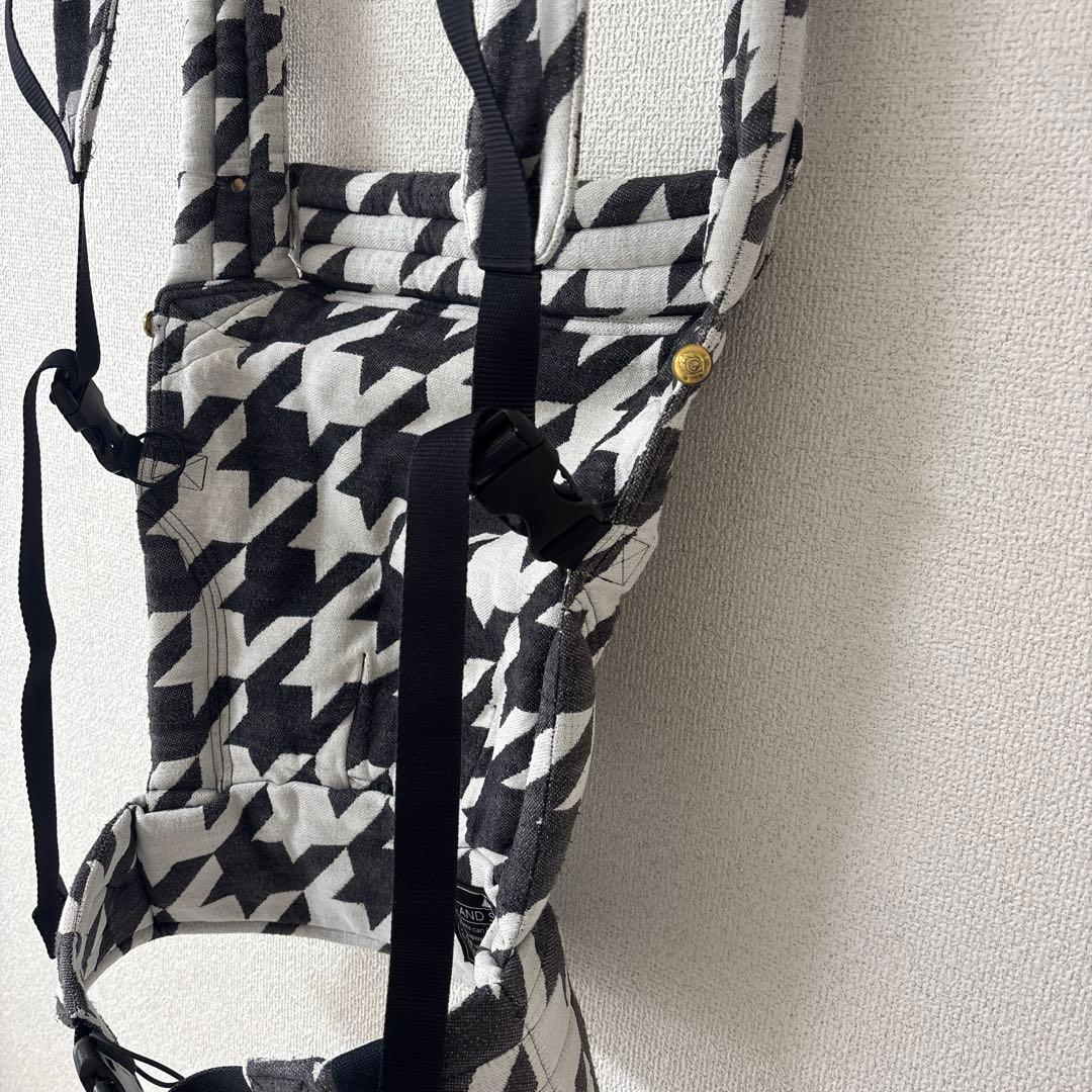 Artipoppe 抱っこ紐　ザイガイスト ツイードBW (コットン)