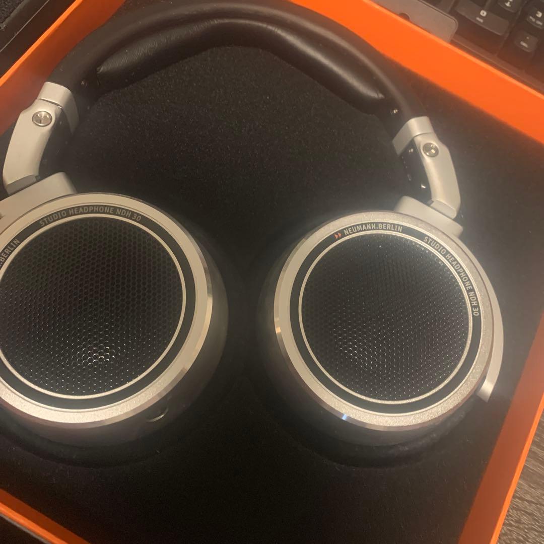 Neumann NDH30 開放型モニターヘッドホン