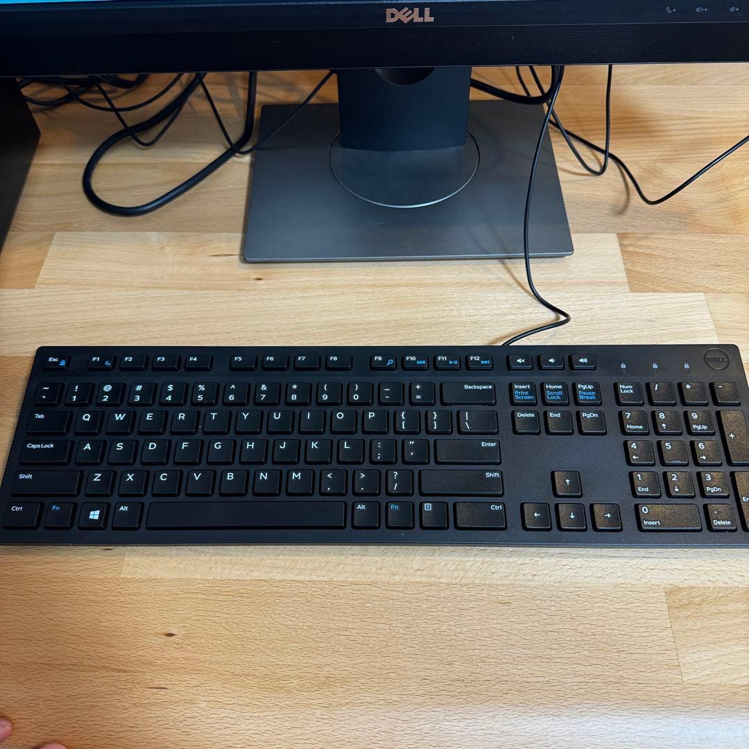 Windowsデスクトップ DELL PC Inspiron3880 256GB SSD/1TB HDD